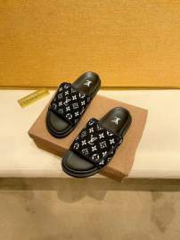 Picture of Louis Vuitton Slippers _SKULVsz38-44jyh0535832